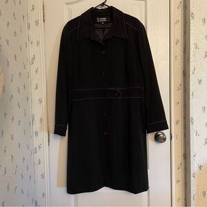 Levine Vintage Rain / Trench Coat Black with Purple trim. Size 18